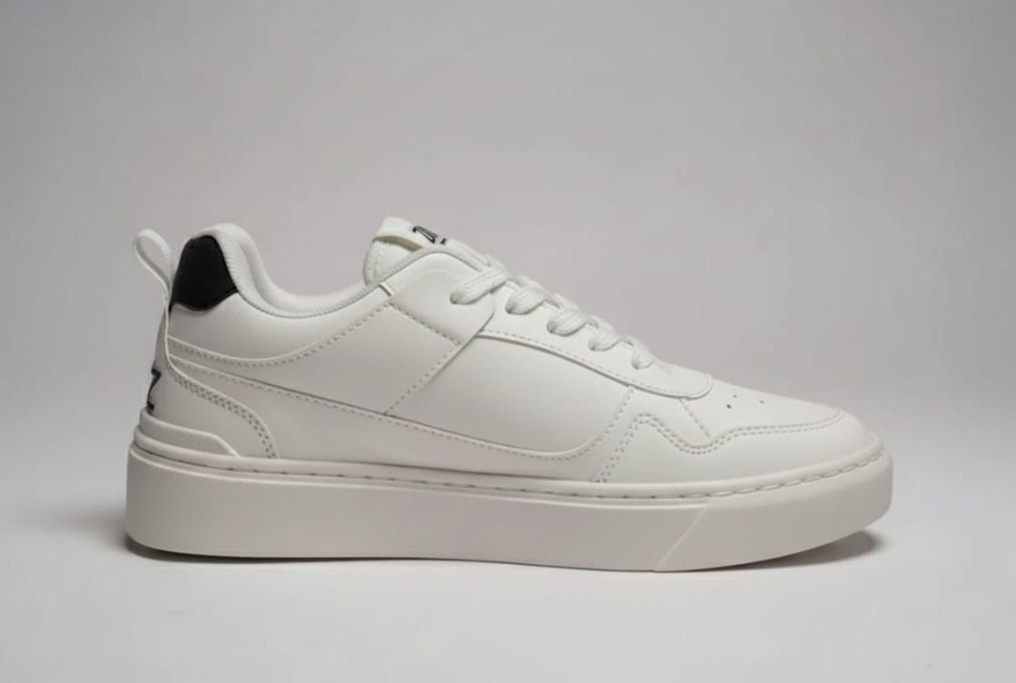 White Zawa Aurion sneaker with a black heel on a gray background